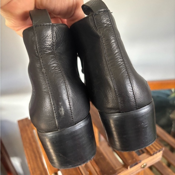 Grey City Leather Ankle Boot Size 8.5 - Picture 3 of 10